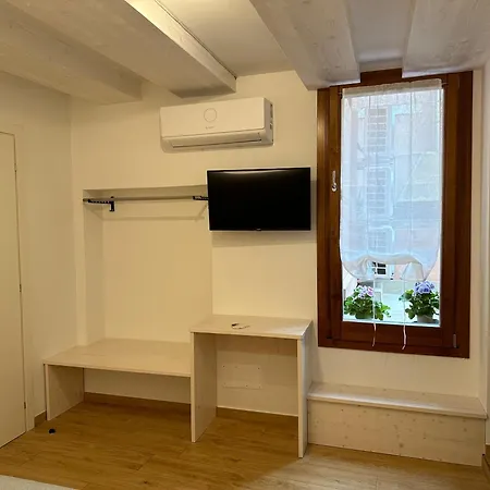 Sora Al Ponte דירה